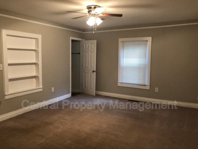 Photo - 314 N Main St