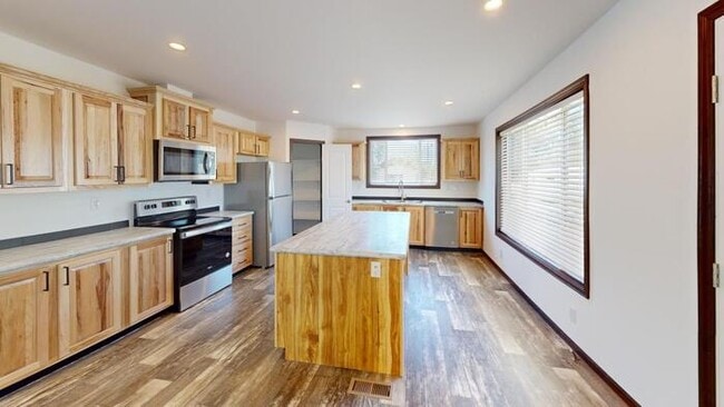 Photo - 133 Northwest Dr