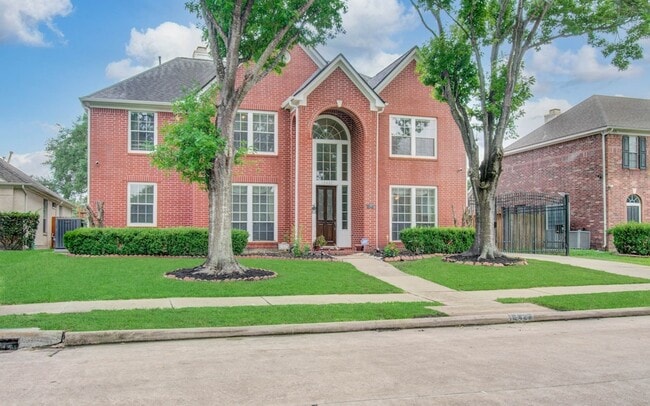 Photo - 12427 Shadycrest Dr