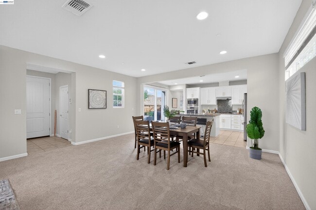 Photo - 1005 S Fowler Ln