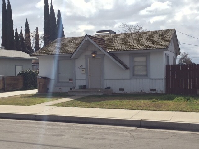 Photo - 303 Harding Ave.