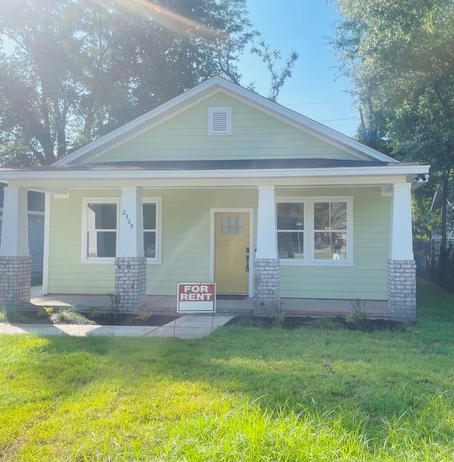 Building Photo - 2329 Santee Ave