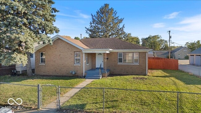 Charming 3BR House in Indianapolis - Charming 3BR House in Indianapolis