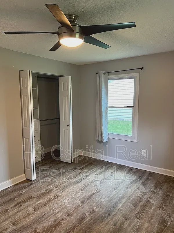 Photo - 115 Alice Dr