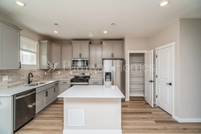 Photo - 9403 Yampa Ct