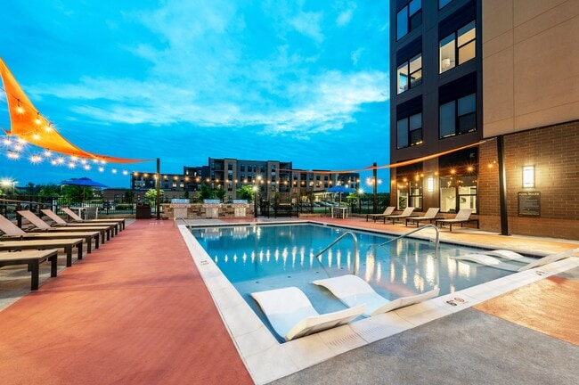 Photo - The Approach at Summit Park