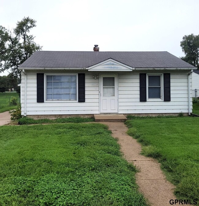 Photo - 2304 Van Buren St