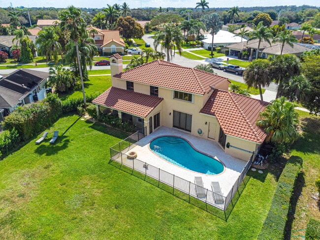 Photo - 12715 Kingsway Rd