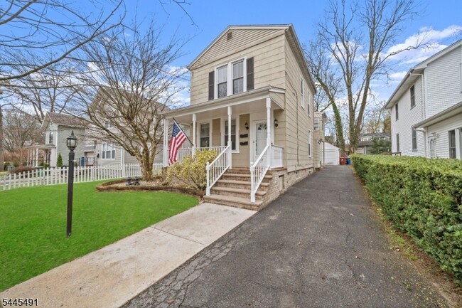 Photo - 99 Brookfield Ave