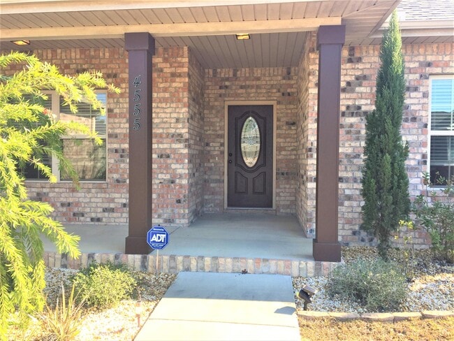 4555 Hermosa Rd