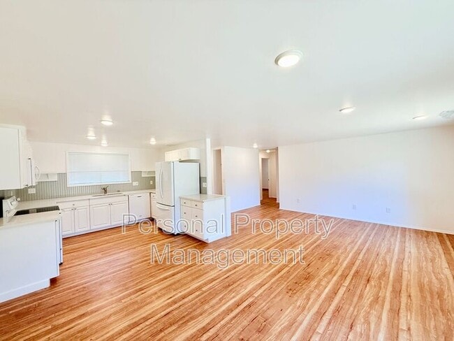 Photo - 15802 SE 14th St