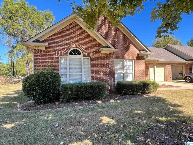 Photo - 112 Vann Cir