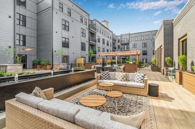 Lusso - Lusso Apartments