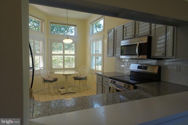 Photo - 6006 Bridgepointe Dr