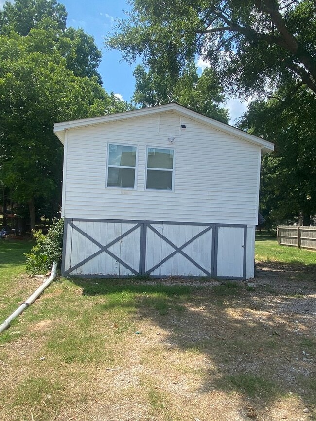 Photo - Mobley Unit 303B Mobley (Apartment)