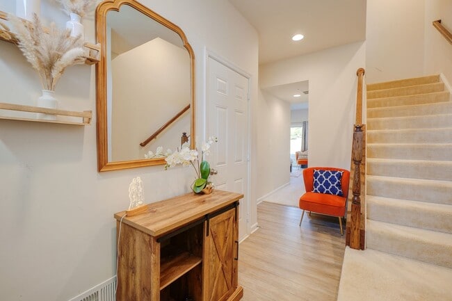 Photo - UPSCALE 3 BEDROOM 3.5 BATH HOME IS AVAILABLE NOW IN UPPER MARLBORO!