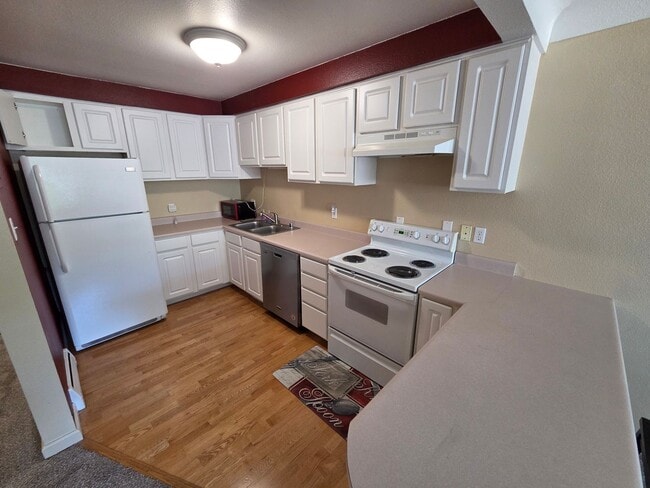 Photo - 2295 E Asbury Ave