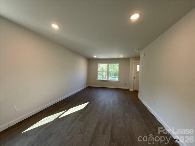 Photo - 128 18th St NW