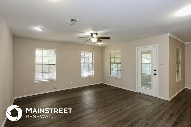 Photo - 1600 E Bankhead Dr