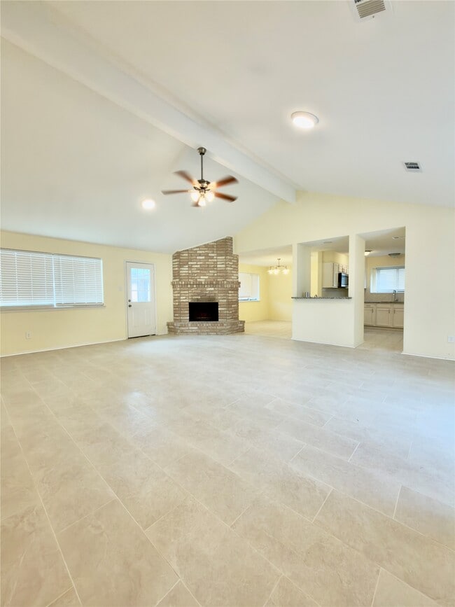 2607 Olympus Dr
