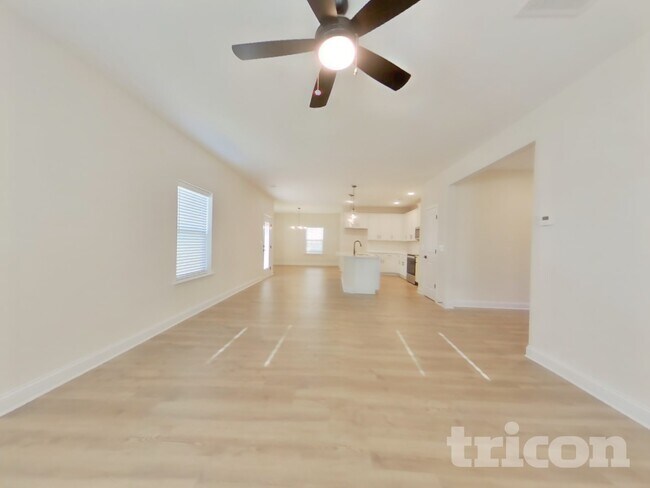 Photo - 615 Cantrell Dr