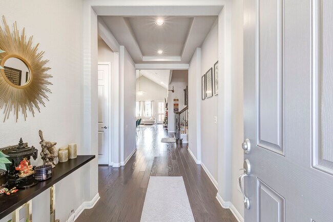 Photo - 722 Kingston Pl