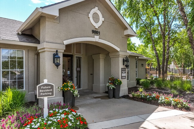 Estancia at City Center - Clubhouse - Estancia At City Center