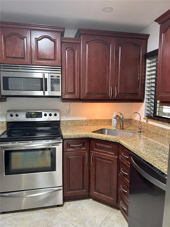 Photo - 3299 Cocoplum Cir Unit 3324