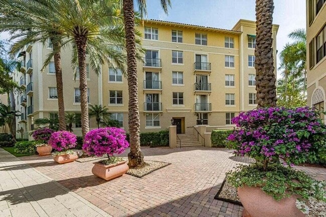 Building Photo - 630 S Sapodilla Ave Unit 102 Rental