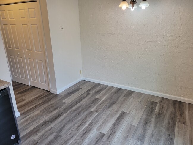 Photo - 21 Country Elm Mnr