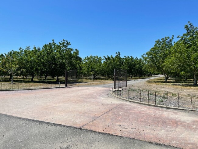 Photo - 2 bed / 1 ba apt in the country - Sutter