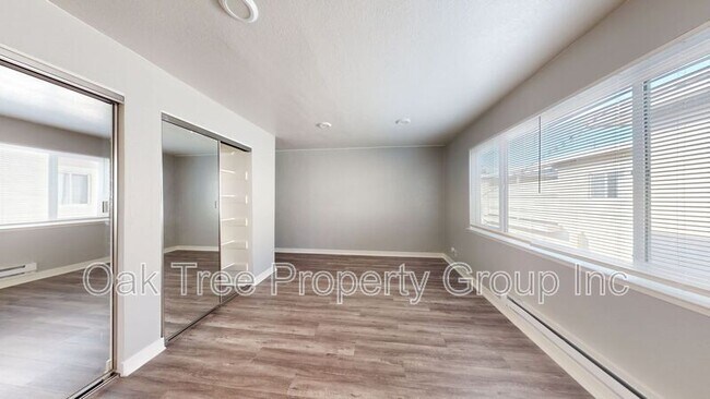 Photo - 406 Van Buren Ave