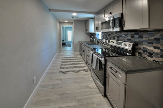 Photo - New Built, Near UofA 2 Bed 2 Bath  PRELEASE August 2026!