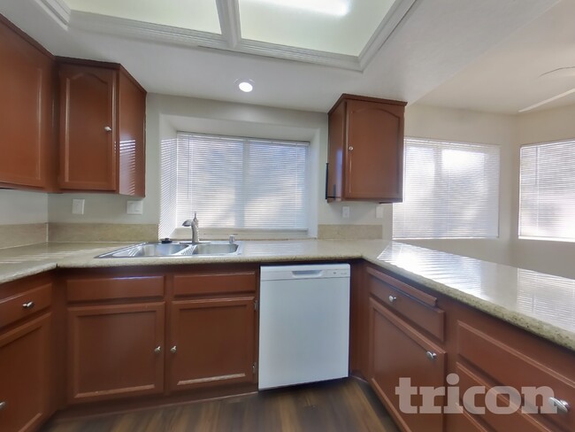 Photo - 44238 Gillan Ave