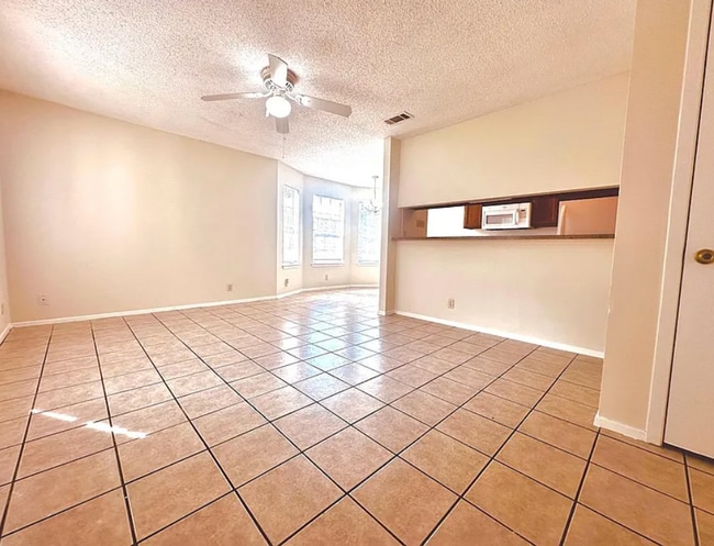 Photo - 2004 Kirksey Dr