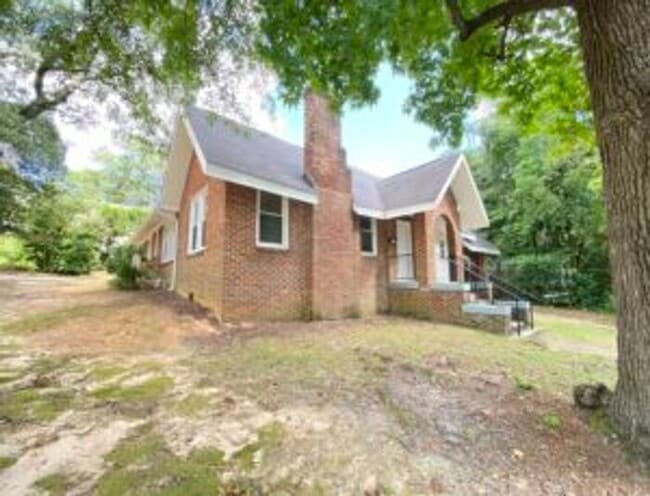 Building Photo - 19 Hollywood Ct