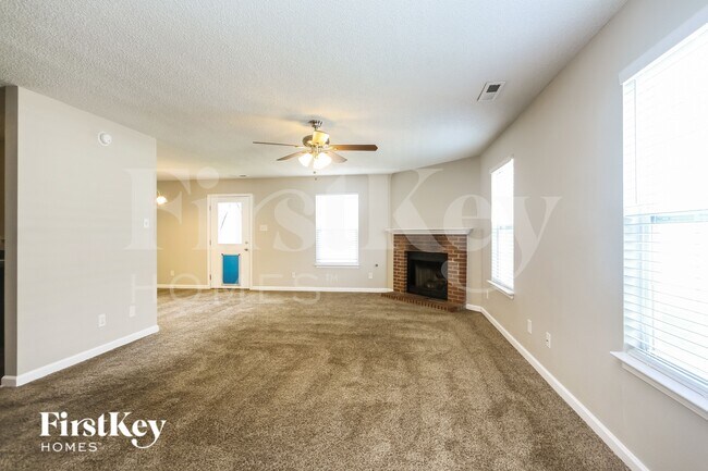 Photo - 10672 Glenayr Dr
