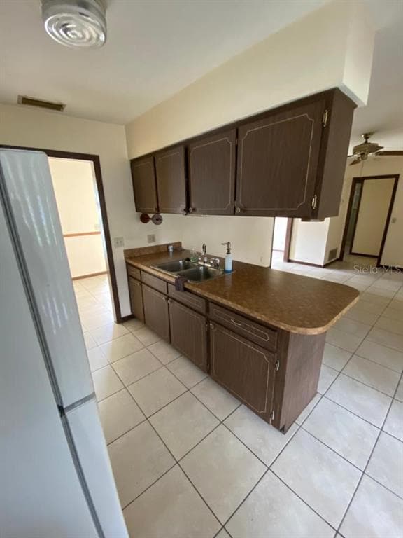 1021 Greenbriar Dr