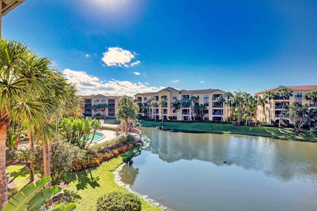 Photo - 800 Uno Lago Dr Unidad 305