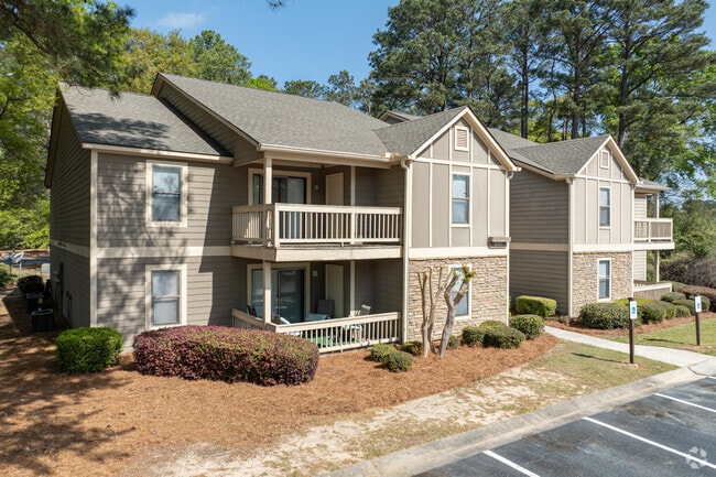 Summer Park Apartments