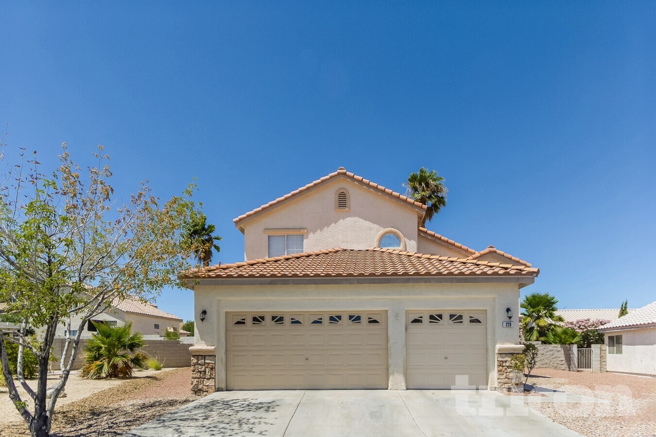 Photo - 229 Paradise Bird St