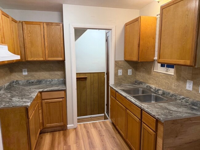 Photo - 14999 Lincoln Ave