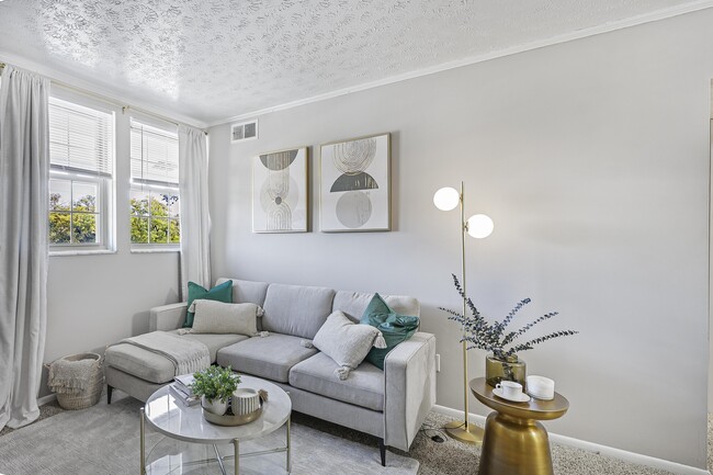 Photo - Wood Creek Apartments