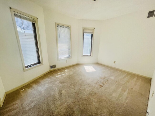 Photo - "Spacious 5-Bedroom Retreat with Elegant Hardwood Floors in Vibrant Minneapolis Neighborhood!"