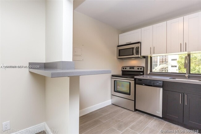 Photo - 16919 N Bay Rd Unit 218