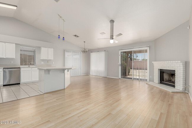 Photo - 2243 E Edna Ave