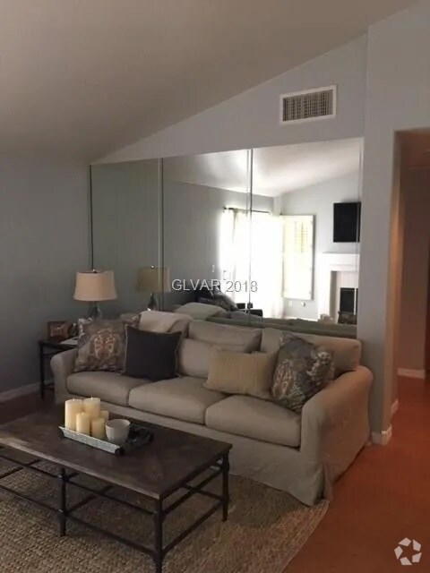 Building Photo - 313 Montcliff Ave Rental