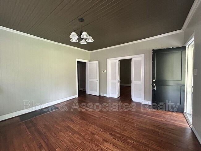 Photo - 311 Keating Dr
