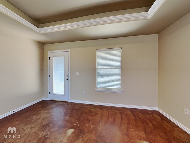 Photo - 108 Jolin Ln