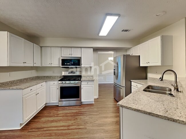 Photo - 555 Fosters Mill Ln NW